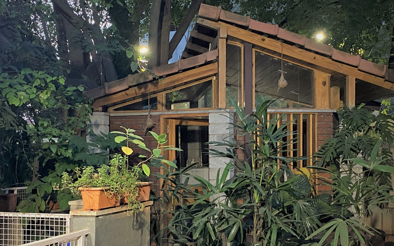 ARCHITECTURE ARCHITECTURE